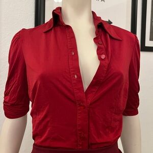 Stretchy BeBe Scarlet Button-Down  blouse ❤️🎁💘